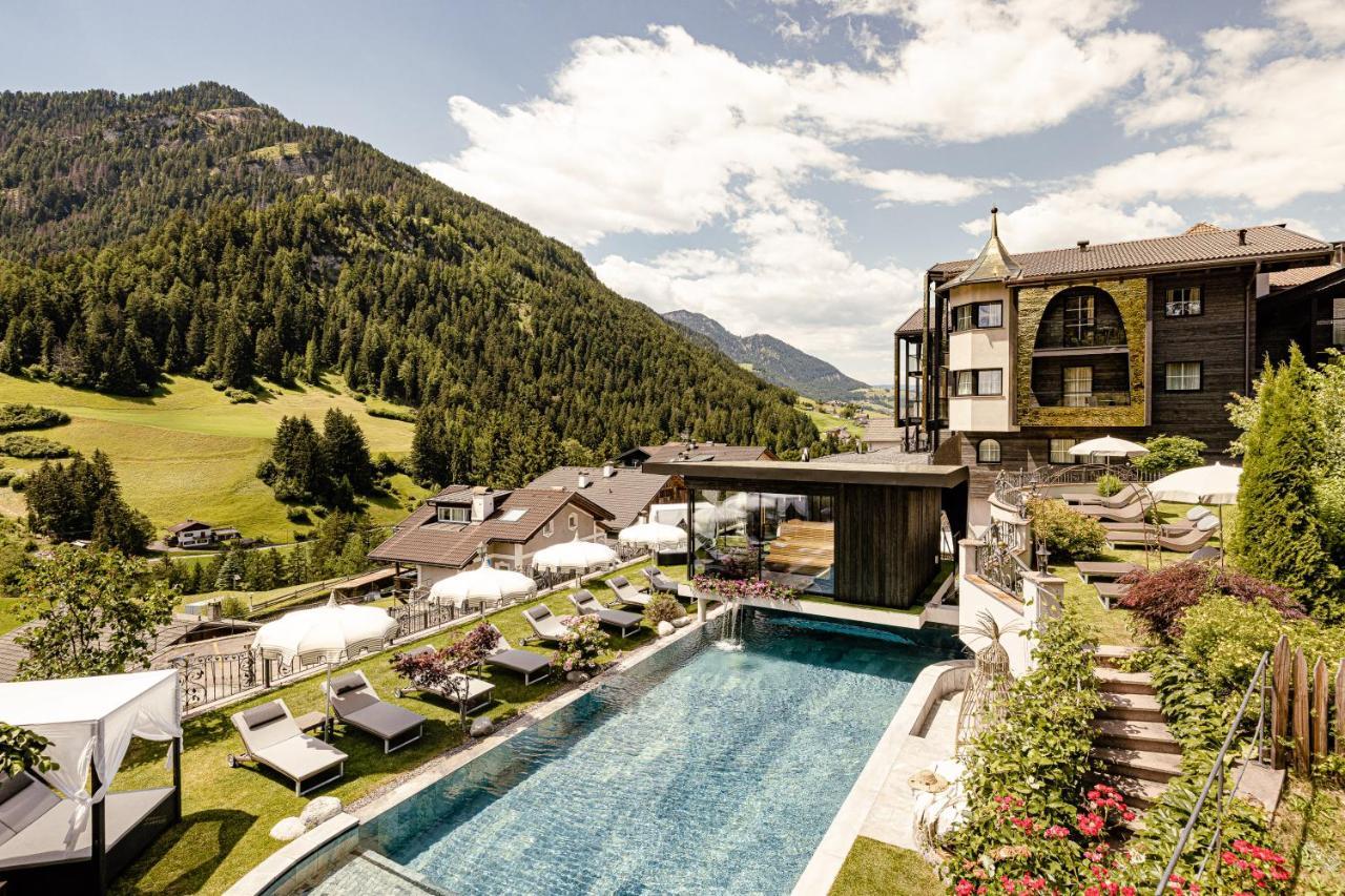 Alpin Garden Luxury Maison & Spa - Adults Only Ortisei Exterior photo