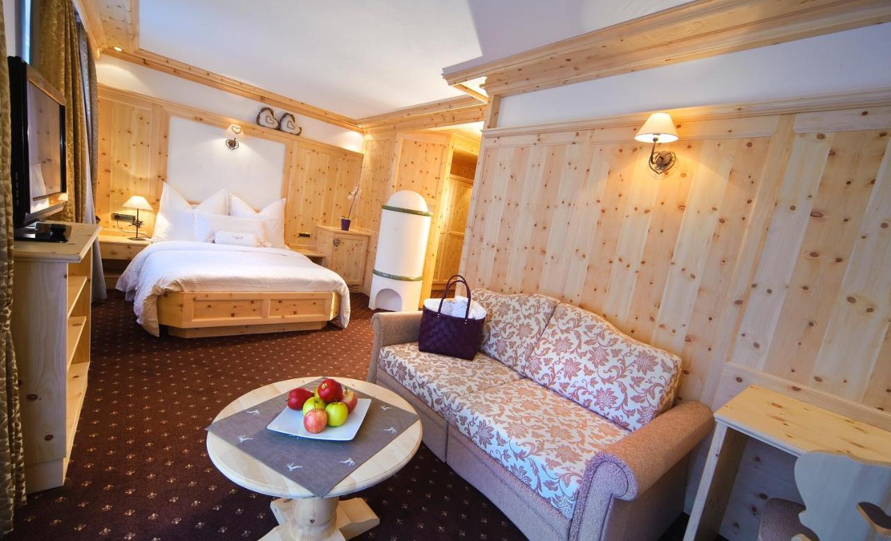 Alpin Garden Luxury Maison & Spa - Adults Only Ortisei Room photo